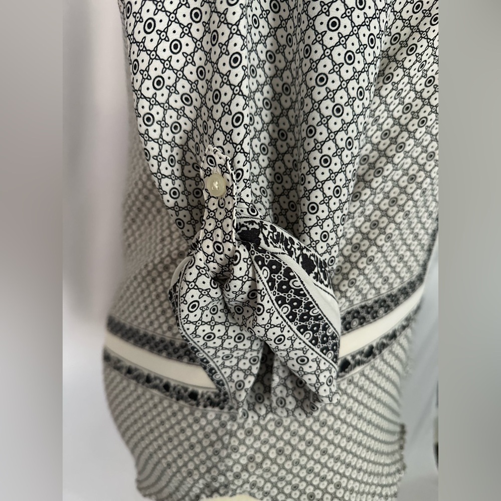 Loft Black & White Printed Women's Blouse (638) - Picture 9 of 15